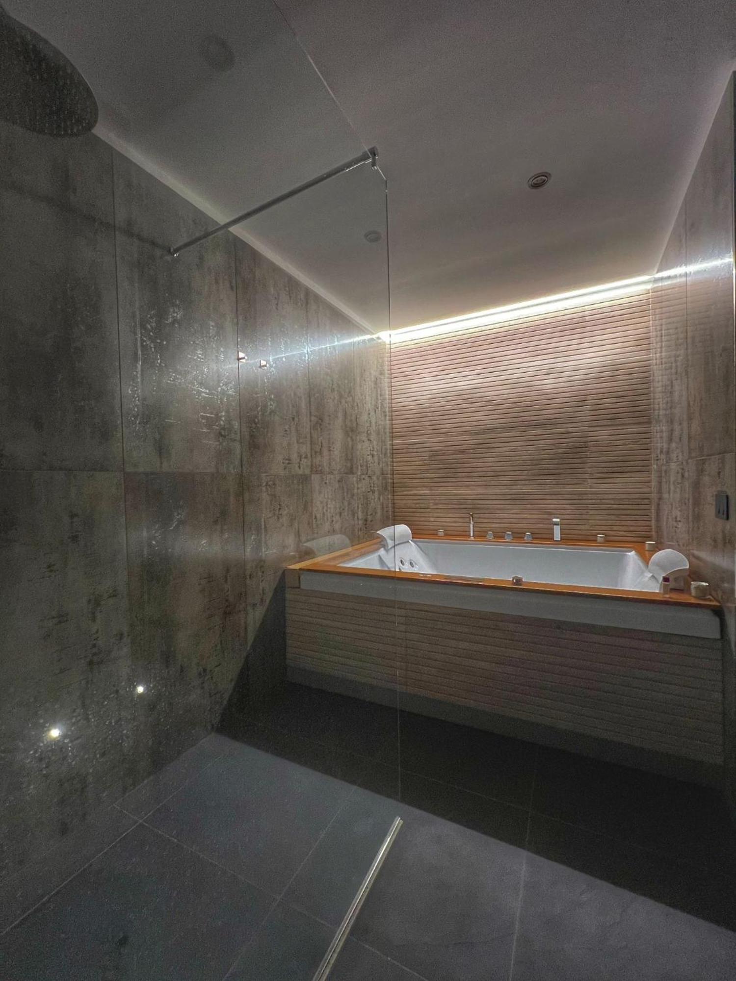 Amay City Suite باري المظهر الخارجي الصورة